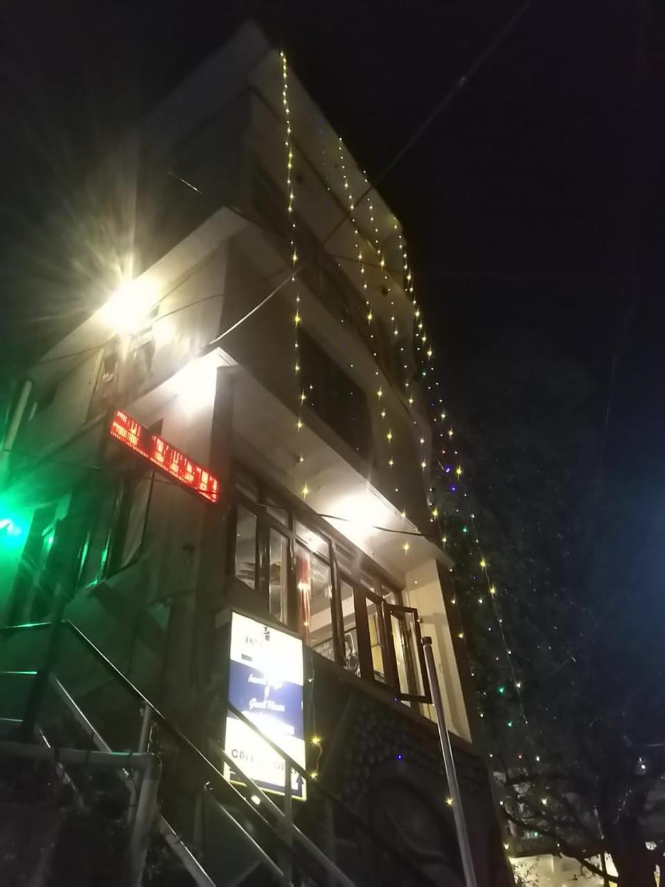 Hotel Antarctica &Pine N Dine Blues Cafe มะนาลี ภายนอก รูปภาพ